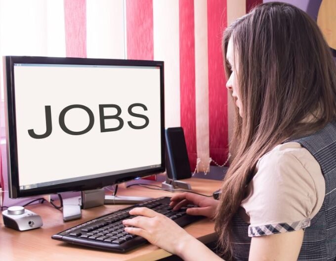 How to start freelancing as a student